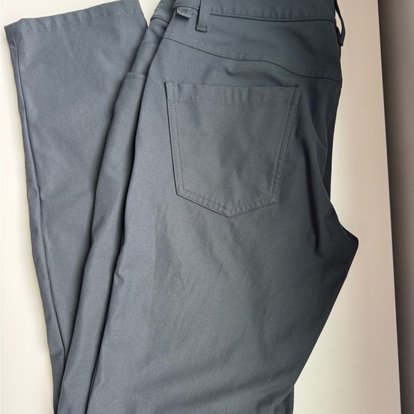 Lululemon Classic Fit Dark Grey ABC Pants Size 30 - Picture 4 of 6